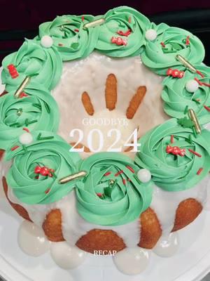 Bye 2024 Hello 2025! Happy New Year TikTok Fam! Here are most of my cakes of 2024. It was a great year for my baking business. Growth, challenges, mistakes, redemption, design techniques, long nights, long days, a few no’s, and a lot of yes’s, met new baking people, made a friend, and invested in myself with class. Looking forward to 2025, the year I come for everything I’ve been after. #customcakes #houstoncustomcakes #texascystomcakes #baking #malebaker #cakedesigner #customweddingcakes #custombirthdaycakes #customanniversarycakes #customcupcakes 