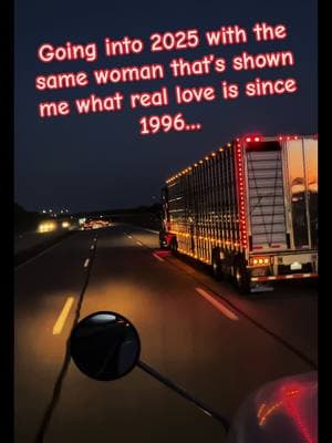 #kansas #missouri #iowa #nebraska #peterbilt #flatbedder #bullhauler #trucker #truckdriver #foryoupageofficiall #foryoupage❤️❤️ #fyp #woman #women #lady #ladies #cowtruck #marriage #marriedlife 