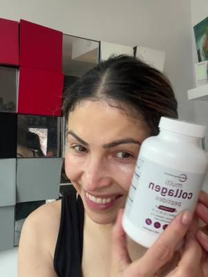 ✨ Primero de enero del 2025, comenzando con intenciones claras  ¡Nuevo año, nueva energía! Hoy comencé mi día alineando mente y cuerpo: mi rutina de ejercicios lista, y ahora nutro mi cuerpo desde adentro con un delicioso batido de arándanos y proteína de vainilla de mi marca favorita, Truvani. 🌱💪 Sigo con el suplemento que toda mujer necesita: colágeno, el building block esencial para mantener un cuerpo joven y una piel firme. Pero no cualquier colágeno… Estoy hablando de uno con múltiples péptidos, como este Multi Collagen Peptides, que tomo religiosamente (solo 3 cápsulas al día) para cuidar mi piel, mis articulaciones y mi bienestar general. 💖 Este año se trata de priorizar mi salud y belleza desde adentro. ¿Tú ya comenzaste con tus intenciones? Cuéntame cómo estás recibiendo el 2025 👇 @Truvani @Multi collagen supplements  #NuevoAño #SaludDesdeAdentro #AntiAging #rutinasquetransforman #cadittas #beautyinsideout #beautyhacks #antiaging #womenhealth #nycblogger 