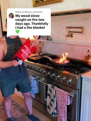 Replying to @Daina so glad you made it out safely🔥 #falldealsforyou #tiktokshopblackfriday #tiktokshopcybermonday #tiktokshopholidayhaul #tiktokmademebuyit #blackfriday #cybermonday #Christmas #newyearseve #Hero #preparedHero #greasefire #fireblanket