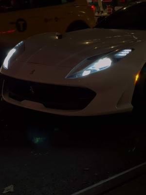 NYC car spotting part 6// 2021 White Ferrari 812 Superfast #ferrari #812superfast #ferrari812 #whiteferrari #carsoftiktok #carcommunity #nyc #soho #nightlife #carspotting #caredit 