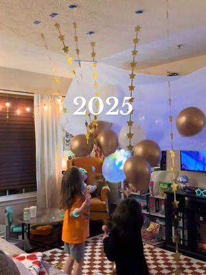 New Year’s Eve 2025 with my son & niece 🥳🎉 I can’t wait to see what this year brings. - #newyears #newyearseve #balloondrop #kidsnewyearseve #2024 #stayhome #newyear #2025 #thisisyoursign #fyp #foryoupage 