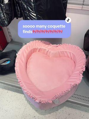 havent been able to find the cat bed in this color in KC 💔💔💔 should have shipped it!!!! #tjmaxx #tjmaxxfinds #tjmaxxhaul #tjmaxxvlog #tjmaxxvalentinesday #shopwithme #coquetteaesthetic #coquette #bow 