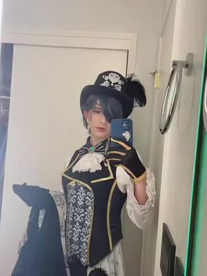 Repost of an old video cuz I miss this cosplay ngl #ceilphantomhive #ceilphantomhivecosplay #ceil #ceilcosplay #blackbutler #blackbutlercosplay #kuroshitsuji #kuroshitsujicopslay 