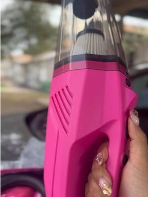 I don’t have time to go get it cleaned if always been a do it myself!!🤣🩷#TikTokShop #tiktokshopfinds #caressentials #doitmyself #pinkcaraccessories #fyp #2025 