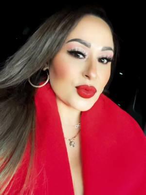 Sera ?! Jaja 😜 Feliz Año Nuevo! 2025 #yosoylatentacion😈🔥 #labuenaylamala #redlipa #redcoats #beauty #newyearseve #newyears2025❤️‍  #newyearsresolution #latina #latinacontentcreator 