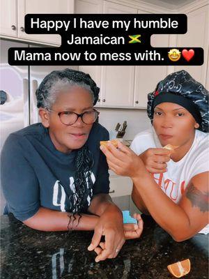 Happy New Year 🎆🎊🎈 #happy #happynewyear #2025 #jamaicanmom #mom #Love #virus 