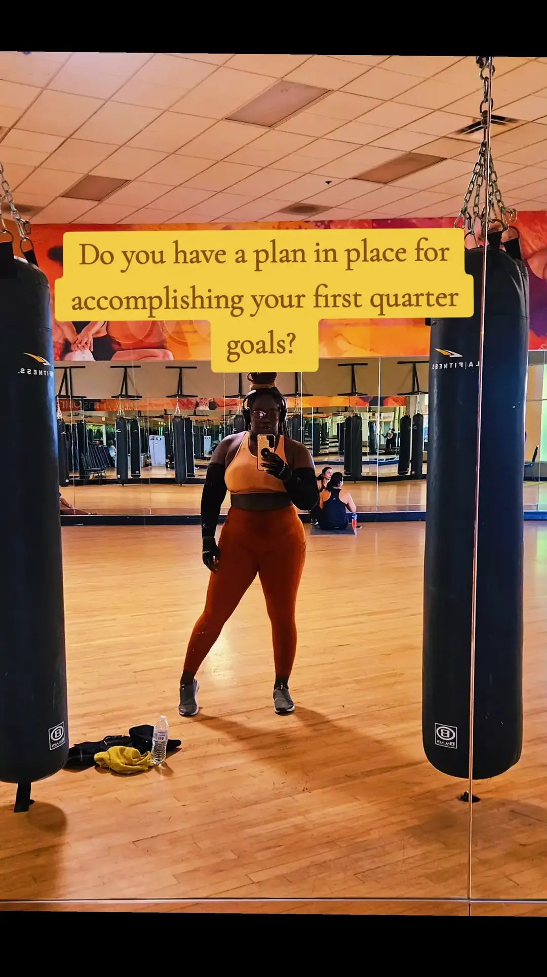 Fresh off my workout at the gym! 💪🏾🏋🏿‍♀️ It's important to remember that along with your fitness goals, your mental health is just as crucial. Having a strong mind is essential to achieving your physical goals. Stay focused on both your physical and mental well-being as you work towards a healthier and happier you. 💯  #WorkoutGoals #MentalHealthMatters #fitmomsover40 