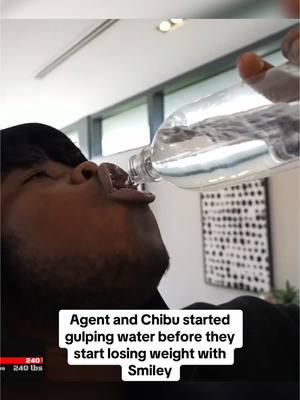 Agent and Chibu started gulping water before they start losing weight with Smiley #agent00 #chibu #smiley 