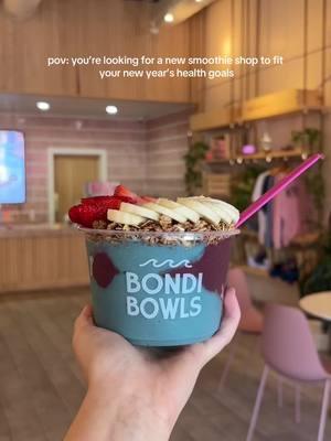 2025 ins: Bondi Bowls!!! #bondibowls #dallastexas #2025ins #newyearsresolution #healthgoals #smoothieshop #acaibowl 