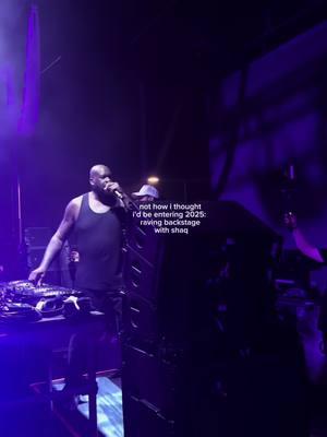 @Shaq Diesel best way to start off the new year  #djdiesel #dj #tampa #tampabay #shaquilleoneal #tampanye #nye #newyear #nyeparty #nyeinspo 