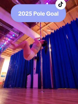 they hurt so bad like howww 😰 #poledance #poletok #pdshouldermount #polegoals #2025 #beginnerpoledance #intermediatepoledance #newyearsresolution 