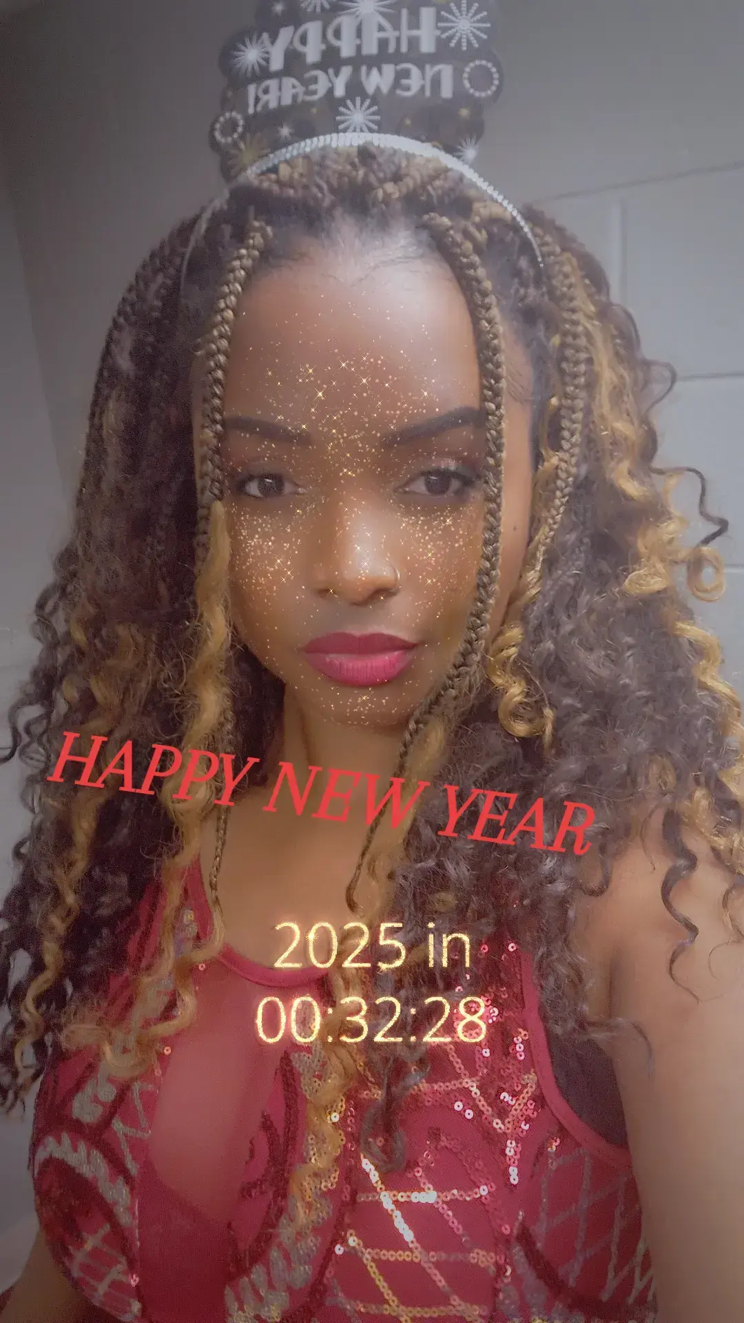 #happynewyear #2025 #42andfabulous #42andfabulous #itsavibe #foryoupage #followme #fypシ #holidayvibes 