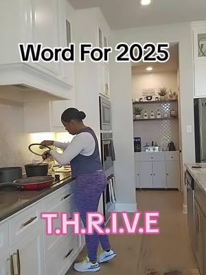 It's A Winning Season! Word for 2025: THRIVE! Luke 4: 5-7 (Focused, Faithful & Fruitful) Let's Go! This Is My Year 🔥🙌🏿💪🏾#thrive2025 #focused #faithful #fruitful #winningseason #dfw #propertymanagement #valli_sellshomes #blessed 