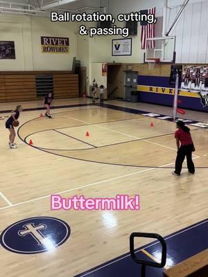 Great for cutting, meeting the pass, triple threat and strong passing development. #basketball #girlsbasketballworkout #basketballplayer #TrainLikeADOG #ButtermilkBaby #passingdrill 