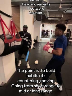 Drill  Counter  Footwork   Repost like comments guys  #basics #footwork #counter #boxingdrill #backtobasics #distancecontrol #jab #ponayo🇨🇩 #UFC #boxingtips #fyp #boxingfootwork #pourtoiii #foryou #ponayo 