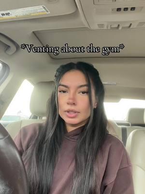 Assuming I workout because I don’t love my body is a lil wild, but I know this very real for a lot of people. Wishing you patience and self love in your journey. 🤍 #fyp #selflove #gymstruggles #bodypositivity #gymgirls 