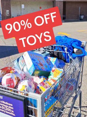 Kroger Hit 90% off in christmas items #clearance #kroger #toyclearance #krogerclearance #toys #christmasclearance 