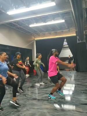 I need this workout class in 2025🤗🔥 💃🏽Next class: Jan 15 ↔️Type: In-person & Virtual  ⏰️Time: 7pm est 📍Location: Kennesaw, GA #dancefitnessclass #swaywithsamone #workout #fitness ##kennesaw 