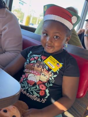 Thanks to the beautiful staff of @Waffle House store #617 of Kissimmee Fl for the amazing service we received for my Niece’s 5th Birthday. The store manager Elisa! ❤️ Please share in hopes she’s receives her dream lf becoming a General Manager this year. #growth #wafflehouse #wafflehouseemployee #wafflehousecorporate #newresolution #share #viral   @Tellie Rey @demirey84 