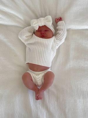 The sweetest newborn stretches! ❤️ #newborn #baby #cutebaby #sweatersets #newbornoutfit #newbornsweater #babyoutfit