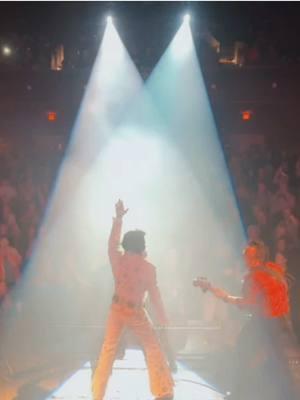 Jumping into the New Year! 👏⚡️ #HappyNewYear #HNY2025 #HNY #NewYear #DeanZ #DeanZtheUltimateElvis #DeanZasElvis #eta #Elvis #ElvisTribute #ClayCooperTheatre #Branson #BransonMO #BransonMissouri #BransonShows #liveentertainment #liveshows #tour #OnTour @Clay Cooper Theatre @stephi z 