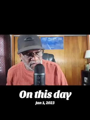 #onthisday Silver Fox ASMR #asmr #asmrtingles #asmrtriggers #asmrtriggerwords #asmrlivestream #tingles 