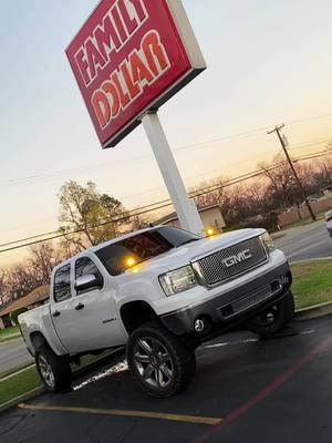 What should we do next #fypシ #viral #gmcdenali #gmctrucks #dallastx #z71silverado #chinita #z71world 