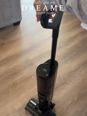 This mopping vacuum is a dream - no pun intended! I love this brand and their amazing quality products! 🖤✨  @Dreame Vacuum Official #dreame #mopvacuum #vacuummop #floorwashing #moptok #dirtywaterdump #official #2025  #giftguide #TTSTakeover #ElevateYourHome #TTSDelightNow #TTSLevelUp #MadeMyYear #GiftIdeas #ShopToysandTots #TikTokShopHolidayHaul #TreasureFinds #creatorsearchinsights #TikTokShopCreatorPicks #ElectronicsWeek #FashionIookbook #WinterWardrobeRefresh 