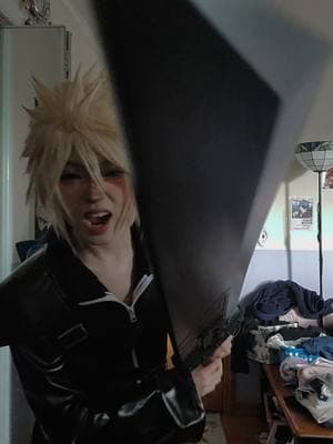 is this peak chat #cloudstrifecosplay #fypシ #mlm #cloud #cloudstrife #ff7 #ff7remake #finalfantasy #cloudff7 #cloudcosplay #ff7adventchildren 