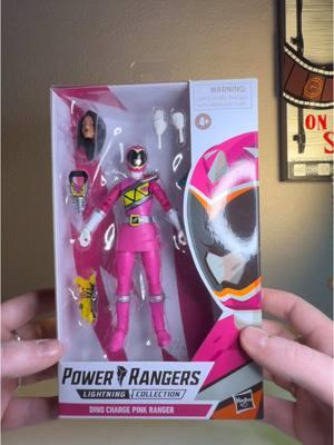 Picking up the forgotten figures at #Ollies to see if they’re as bad as the buying public makes them seem. #powerrangers #figurehunting #actionfigures 