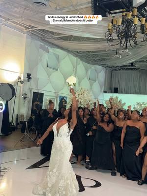 Brides energy is top tier 🔥 #aloveexperience #wedding #Love #blacklove #FYP #foryoupage #travel #photographer #videographer #videographersoftiktok #bride2025 #weddingtiktok #bride #VIRAL #bride2024 