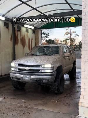 I just work here🧍🏽‍♂️#jawgaboyz #paintjob #newyears #youmatter #fyp #xybca #real #trendy #trending #relatable #fypage #mudbogging #mudding #mud #cantseemypaintjob 