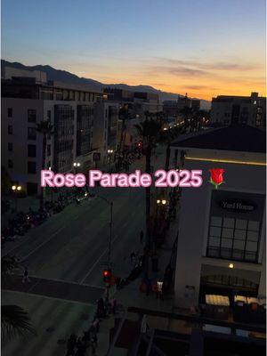 New Years Day 🌹 Rose Parade 2025. From our apartment view! VIP seats 🥂 a HS band from Panama made an appearance this year thanks to @Banda Herberto López JDC @Colegio JDC 🇵🇦 Had to represent! #waxedbymarj #desfiledelasrosas #roseparade #rosebowl #panama #pty🇵🇦 #pty #pasadena 