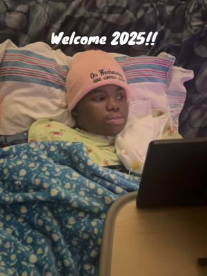 How perfect is it that New Year’s Day fell on a Wednesday!! Happy New Year!!🎆 #fightlikeleeah #leeahtough #fyp #viral #trending #jahleeahsjourney #cranioplasty #tbisurvivor #trach #cincinnati #foryoupage #cincinnatichildrenshospital #blackgirlsoftiktok #phase3 #tbiawareness #tbirecovery #ohio #newyear #auldlangsyne #pentatonix #meangirls 