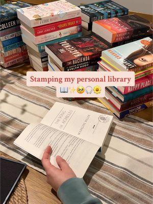 Every book lovers dream gift 📖✨🖋️🫧 #bookstamp #personalized #booklover #booklovergifts #giftideas #BookTok #bookish #booktokfyp #stamping #library #bookgifts #bookishgifts 