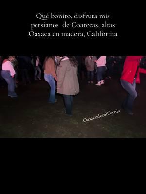 Bailes oaxaqueños en California #parati #foryou #fiestasoaxaqueñas #bailesoaxaqueños #zapatiadito #tradicionesoaxaqueñas @triunfadoresdmx 