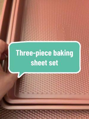 This three-piece baking sheet set is a kitchen essential! 🍪✨ Perfect for all your baking needs—durable, non-stick, and easy to clean. Highly recommend! 🙌 #BakingEssentials #KitchenGoals #NonStickBakeware #TikTokFinds #HomeChef #BakingMadeEasy #TikTokShop #FYP #ForYou 