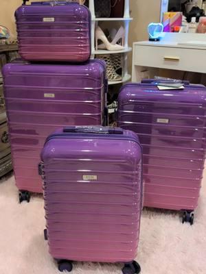 Super bello set de maletas de la compañia #luggage #sets #freeshipping #travel #quality #carryon #4pieceset #uuh #multicolor 