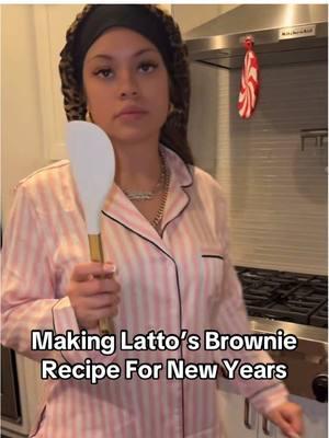 Come Bake Brownies With Latto For The New Year  #brownierecipe #brownies #latto #newyears #fypシ #celebrity 