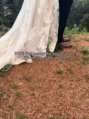 Can’t wait for more mountain micro weddings this  2025 season! #microweddingplanners #smallwedding #denvercolorado #microweddinggoals💫 #engaged #wildsocialmicroweddings 