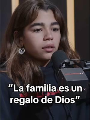 Padre e Hijo Podcast. El regreso más esperado, Paula! Contenido completo en YouTube MoluscoTV #yosoymolusco #oceanpabon  #paulapabon #padreehijopodcast #yosoymolusco #moluscotv #moluscotv2 #moluscotiktok #molusconews #moluscoclips #puertorico 