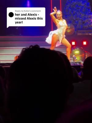 Replying to @Katie Yesss, we love @Alexis Warr! 🩷 #dwts #sytycd #alexiswarr #derekhough #derekhoughtour 