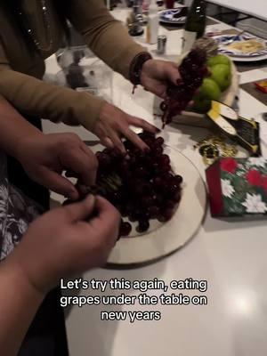 2025 don’t disappoint me please😭🍇#fy #newyear #grapes #underthetable #tradition #2025 #relatable #fyppppppppppppppppppppppp 