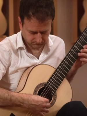 Here is another great video of Goran Krivokapic! Goran plays here Antonio Lauro’s “El Marabino” on a 2024 Elias Bonet classical guitar. #classicalguitar #guitar #guitartok #guitarsaloninternational #classical #rareguitars #classicalguitarist #tiktokguitarplayer #guitarsdaily #tiktokguitarplayer 