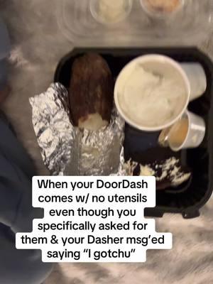 I’m not mad at it tho…nothin will keep me from my potatoes 🥔🤷🏼‍♀️😅   #fyp #foryou #fy #doordash #outback #outbacksteakhouse #potato #potatotiktok #irishtiktok #irishgirl #relatable @DoorDash @Outback Steakhouse 