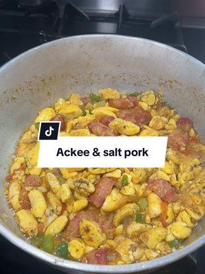 #creatorsearchinsights hope my voice doesn’t scare you guys  Jamaican food  #jamaicanfood #jamaicantiktok #ackee #ackeeandcornpork 