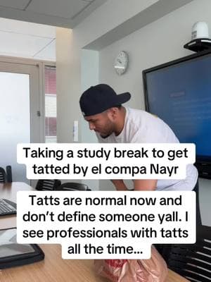 Medical student got tatted by el compa Nayr 😱 @Nayr_Tattoos  #student #tattoos #aztec #medstudent #medschool #foosinmedicine 