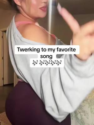 Twerk something baby! #twerk #twerking #fyppppppppppppppppppppppp #pendejo #lol #dirty #mexican #unitedstates #thicktok #thicktok #funny #itsajokechill 