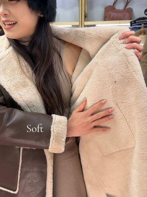 🫧very soft!!🥰#6f #womanfashion   #oldmoney #oldmoneyaesthetic #vintage #vintageinspired #retrostyle  #classicstyle #vintagevibes #elegantstyle  #vintagefashion #prettywoman #vintageaesthetic #occasionwear #oldmoneyaesthetic #tiktokshopcybermonday #spotlightfinds #viralvideo #vibe#vibess #gift #giftideas     #fashion #TikTokShopLastChance #TikTokShopNewYearNewAura #spotlightfindst #furcoat #fur 